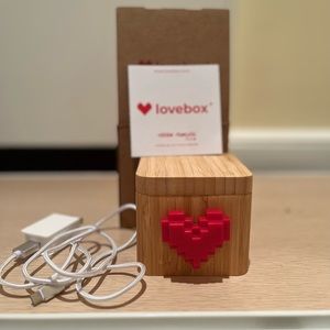 Lovebox with additional “pink heart tender spinny”